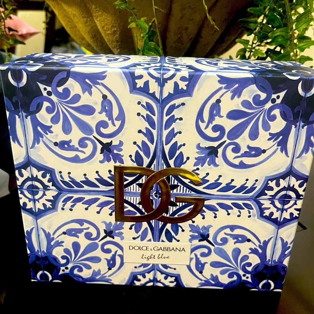 Dolce & Gabbana deluxe box